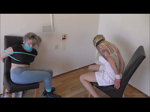 ❤️ An kamu da cutar / ɗaure kuma ta gaga / yarinya cikin damuwa ❤  a batsa% ha.hentai-ita.ru  ❤